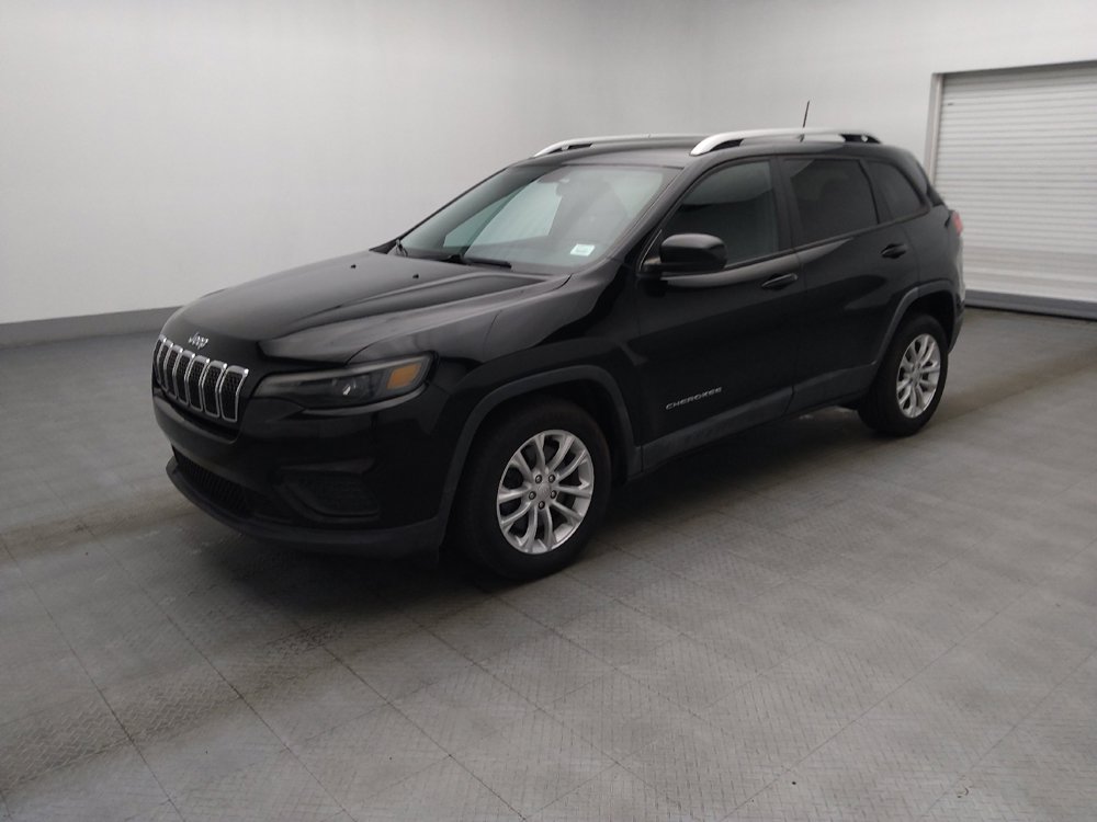 Used 2020 Jeep Cherokee Latitude FWD image 2