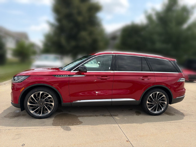 New 2026 Lincoln Aviator Reserve AWD/4WD image 10