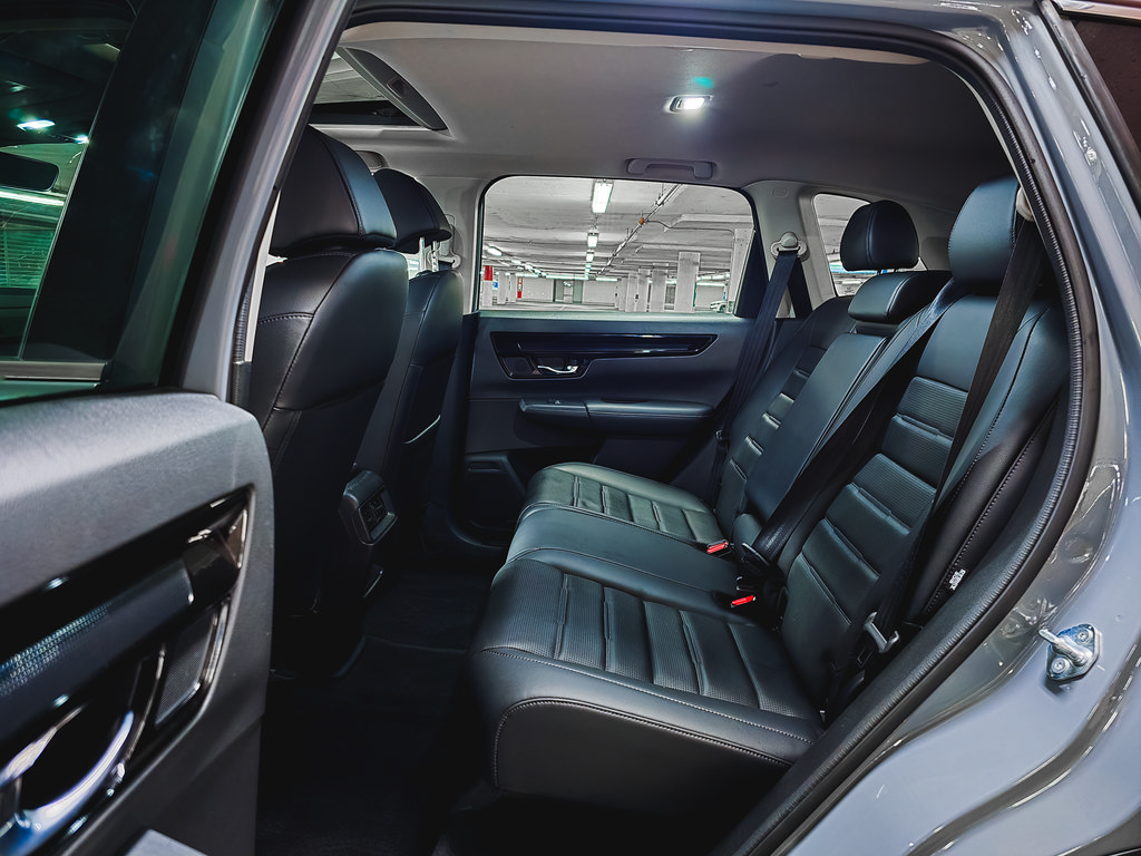Used 2025 Honda CR-V EX-L image 17