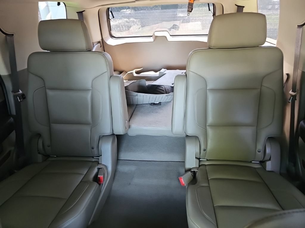 Used 2019 Chevrolet Tahoe Premier AWD/4WD image 18