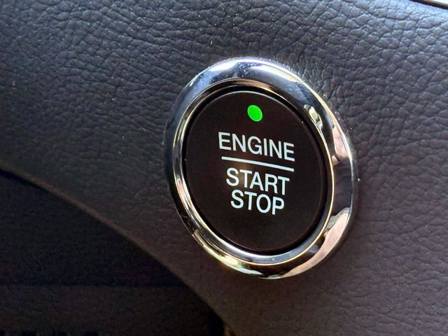 Used 2022 Ford Edge SEL w/ Convenience Package AWD/4WD image 26