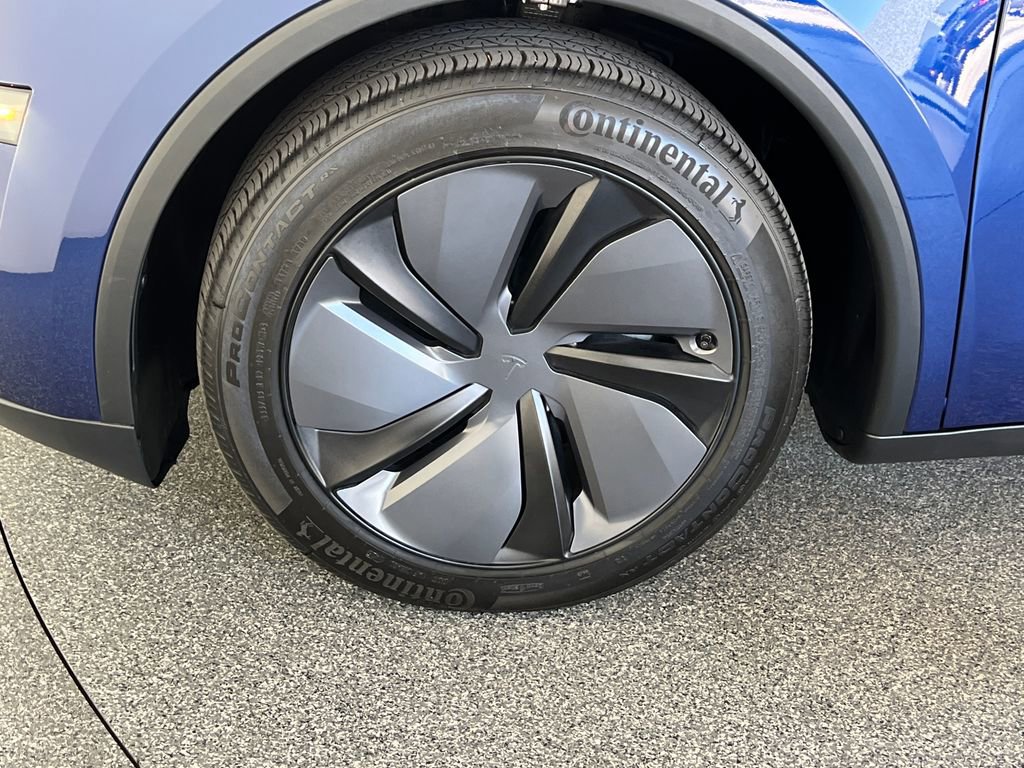 Used 2026 Tesla Model Y Long Range AWD/4WD image 27