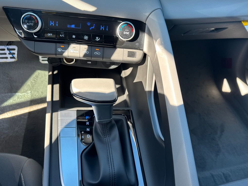 New 2026 Hyundai Elantra Sport image 19