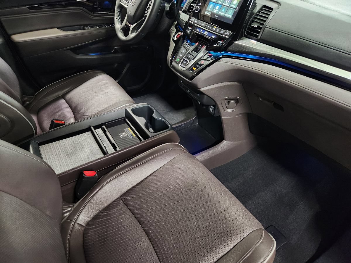 Used 2023 Honda Odyssey Elite image 25