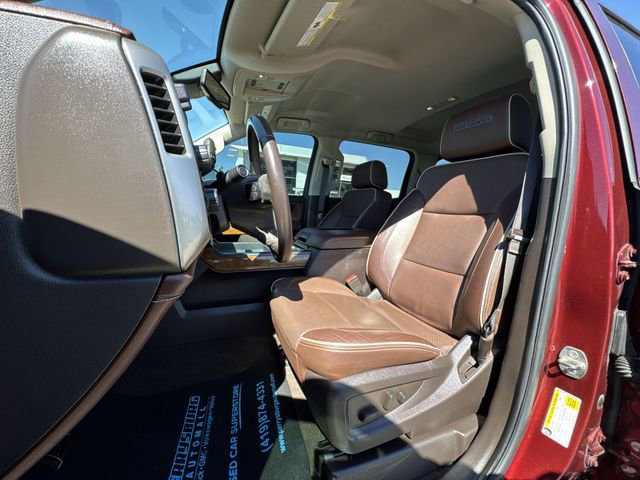 Used 2016 Chevrolet Silverado 1500 High Country w/ High Country Premium Package AWD/4WD image 18