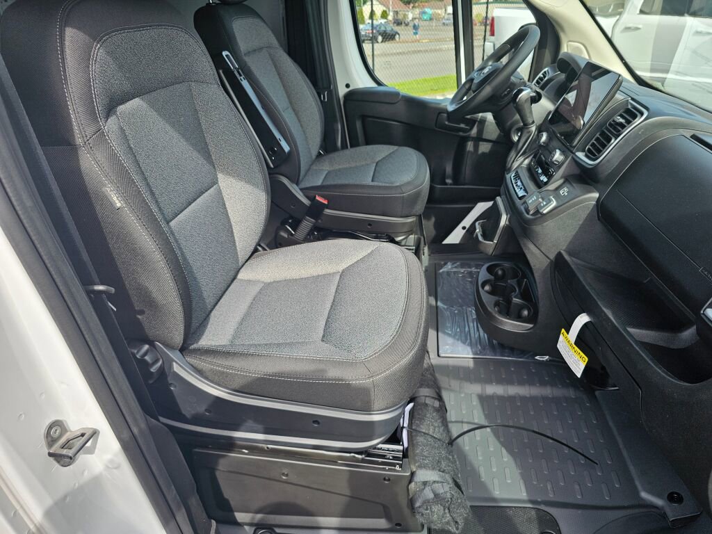 New 2025 RAM ProMaster 3500 w/ Quick Order Package 22G SLT image 28