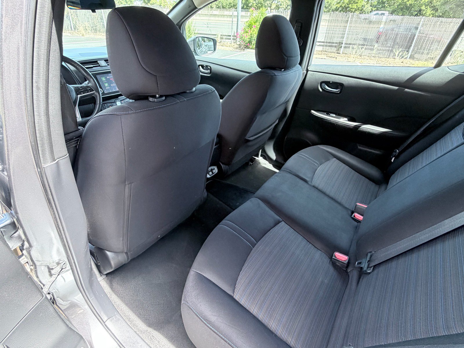 Used 2021 Nissan Leaf SV FWD image 16