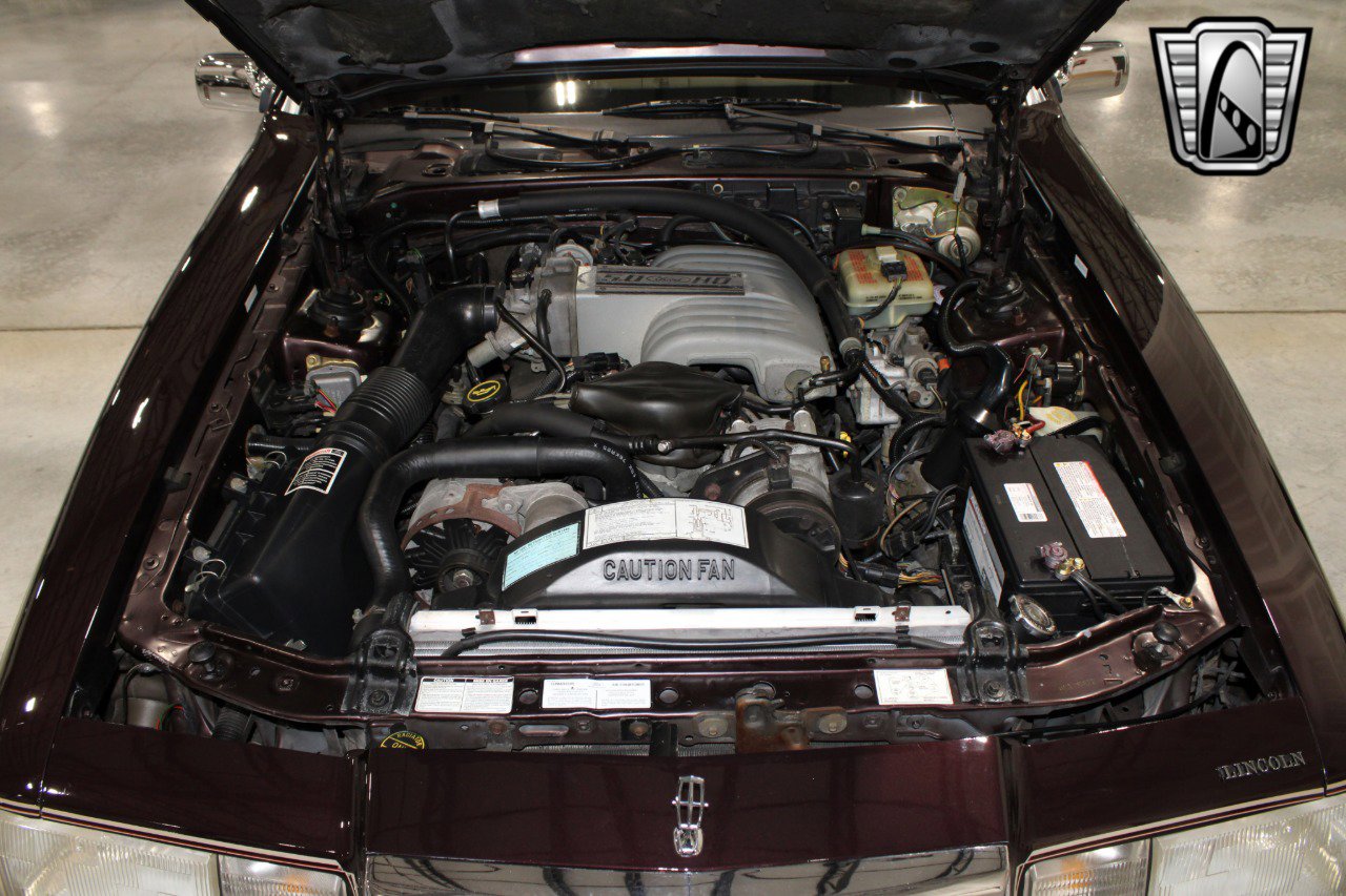 Used 1988 Lincoln Mark VII Blass image 9