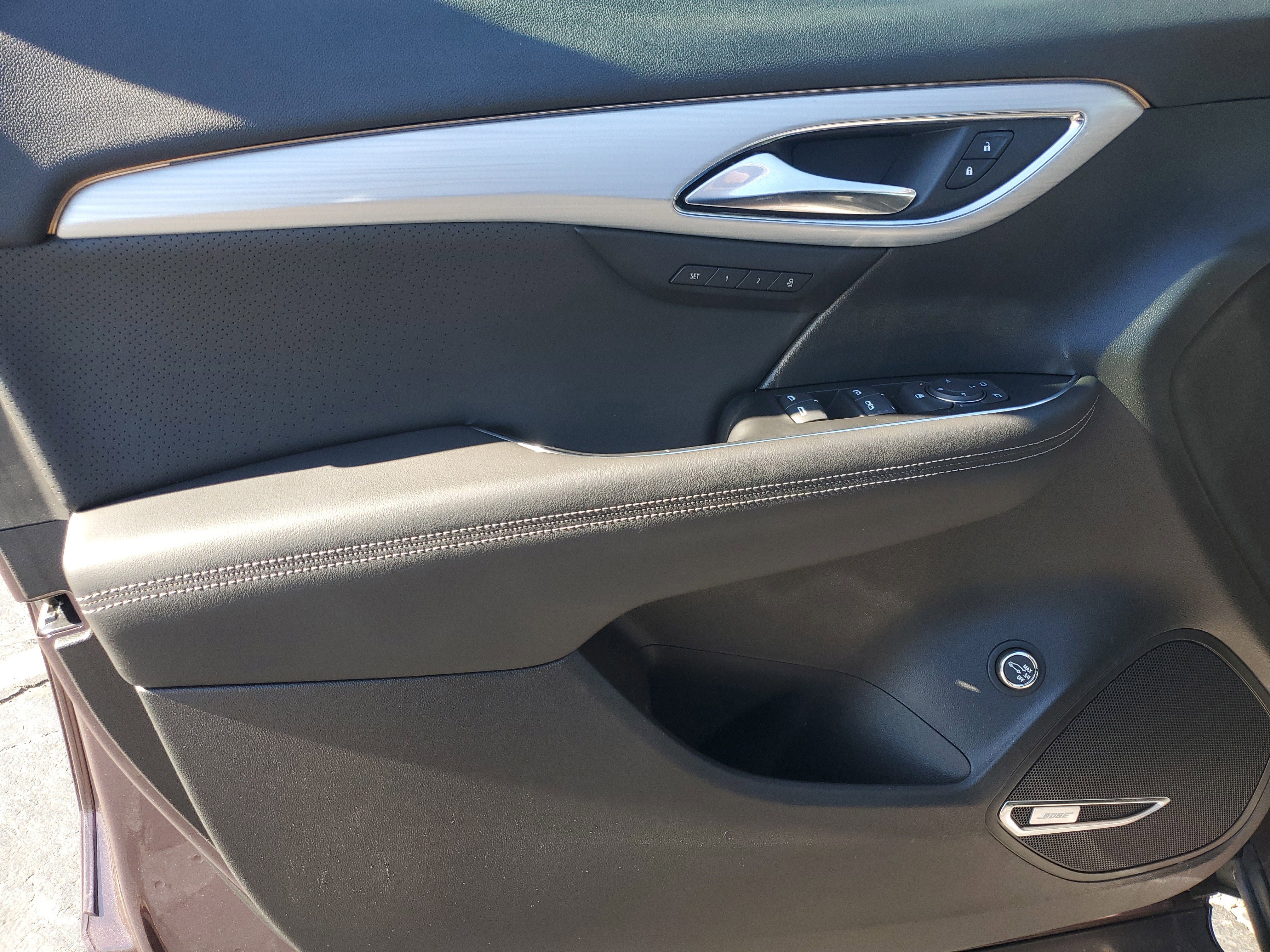 New 2025 Buick Envision Avenir image 17