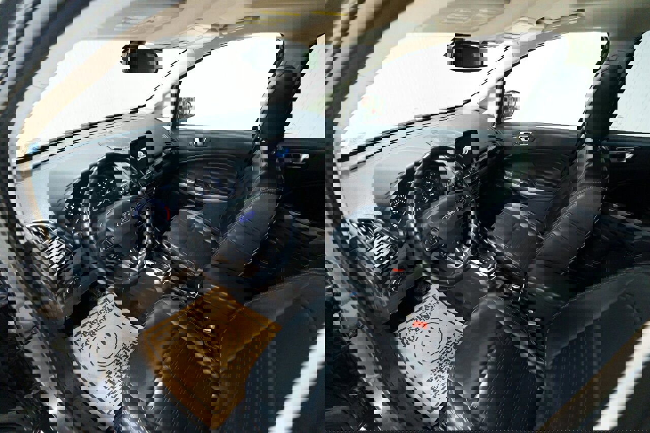 Used 2018 Ford EcoSport Titanium image 13