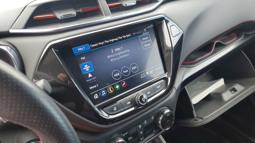 Used 2021 Chevrolet TrailBlazer RS w/ Convenience Package image 14