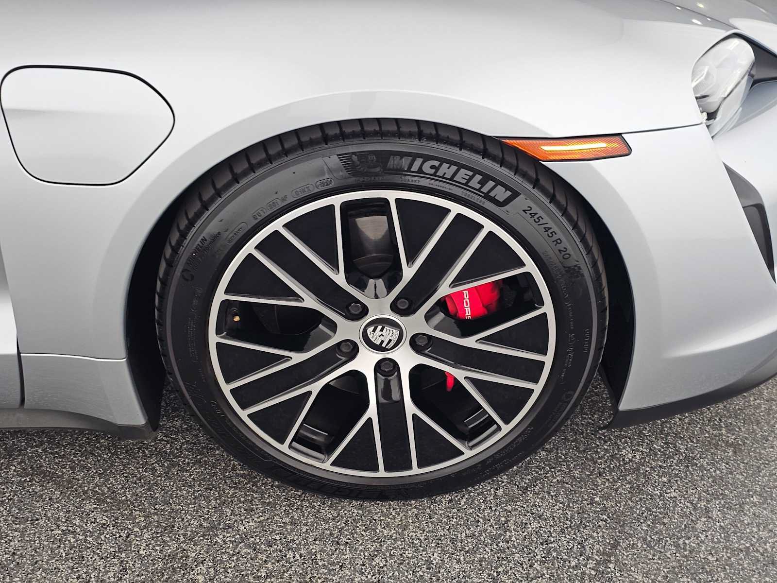 Used 2021 Porsche Taycan 4S AWD/4WD image 9