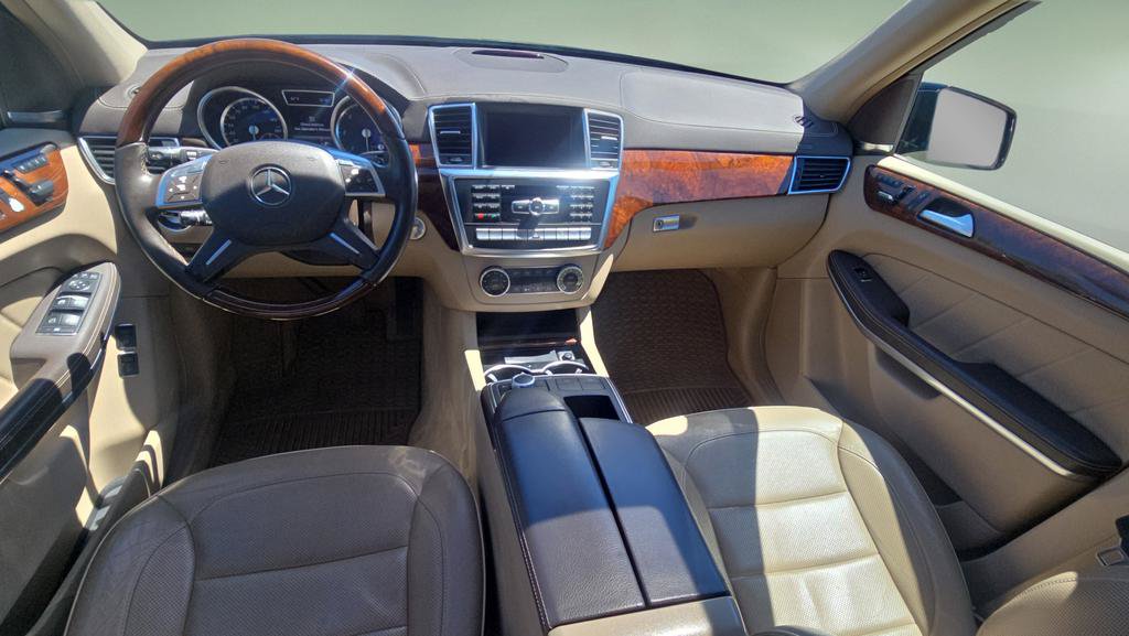 Used 2013 Mercedes-Benz GL 320 BlueTEC 4MATIC image 12