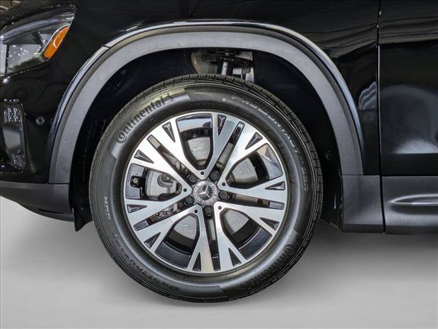 Certified 2025 Mercedes-Benz GLB 250 image 24