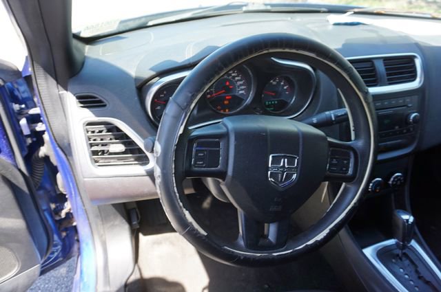 Used 2014 Dodge Avenger SE image 11