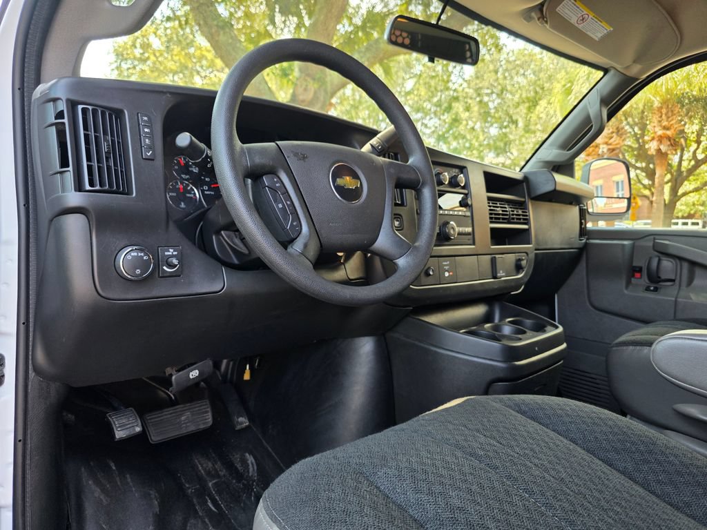 Used 2025 Chevrolet Express 2500 w/ Driver Convenience Package RWD image 11