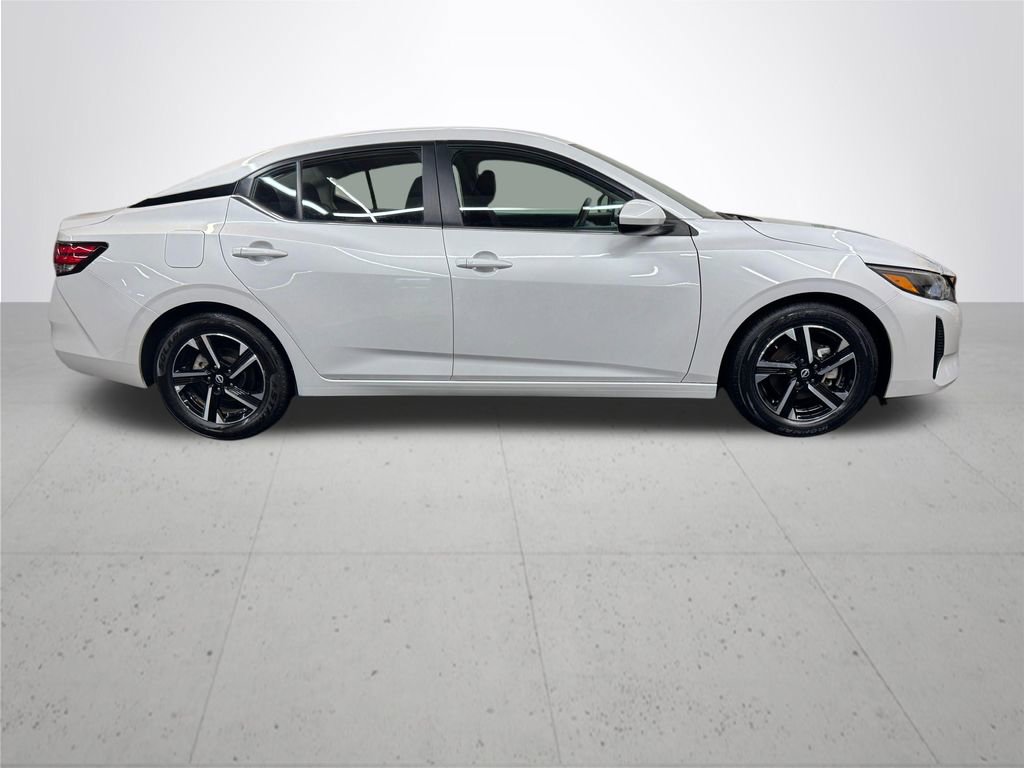 Used 2024 Nissan Sentra SV image 8