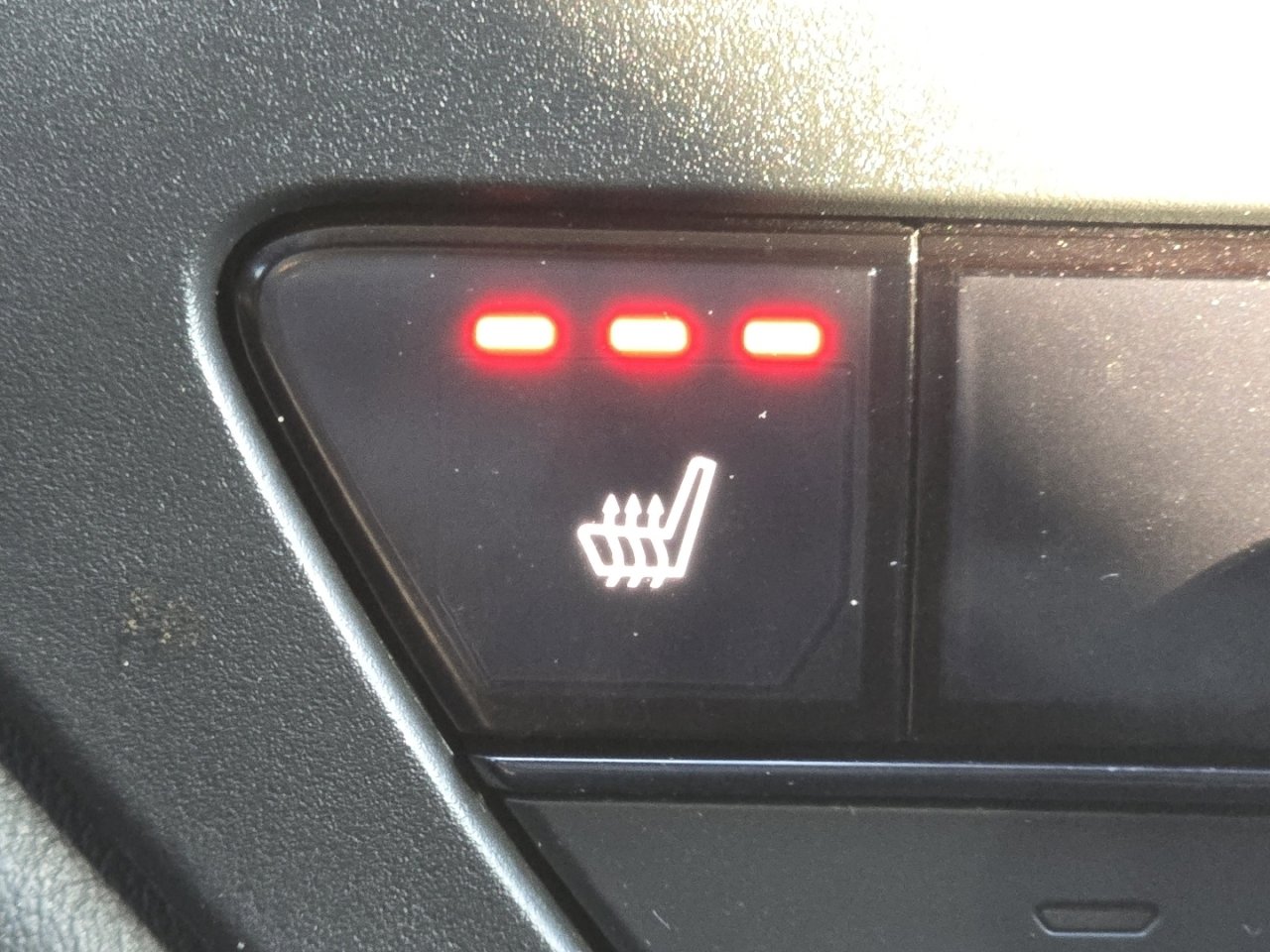 Certified 2023 Honda Accord EX image 8