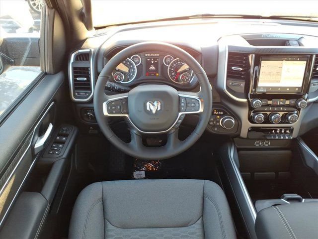 New 2026 RAM 1500 Big Horn AWD/4WD image 5