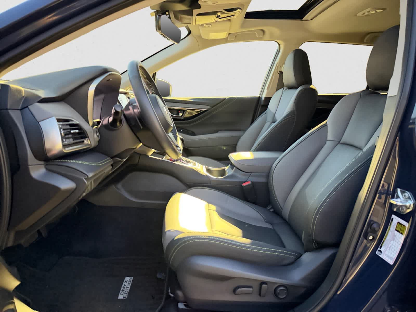 Certified 2025 Subaru Outback Onyx Edition AWD/4WD image 15
