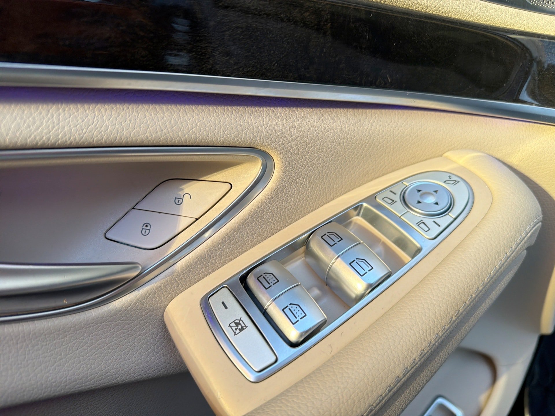 Used 2016 Mercedes-Benz S 550 4MATIC Sedan image 15