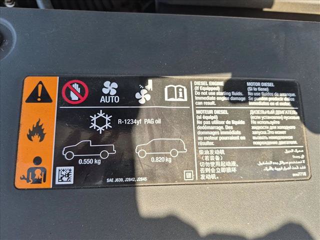 Used 2017 Cadillac Escalade Premium Luxury RWD image 27