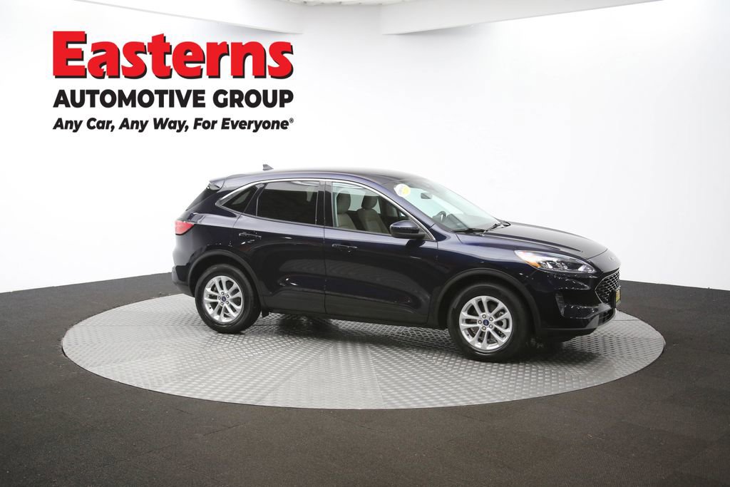 Used 2021 Ford Escape SE image 45