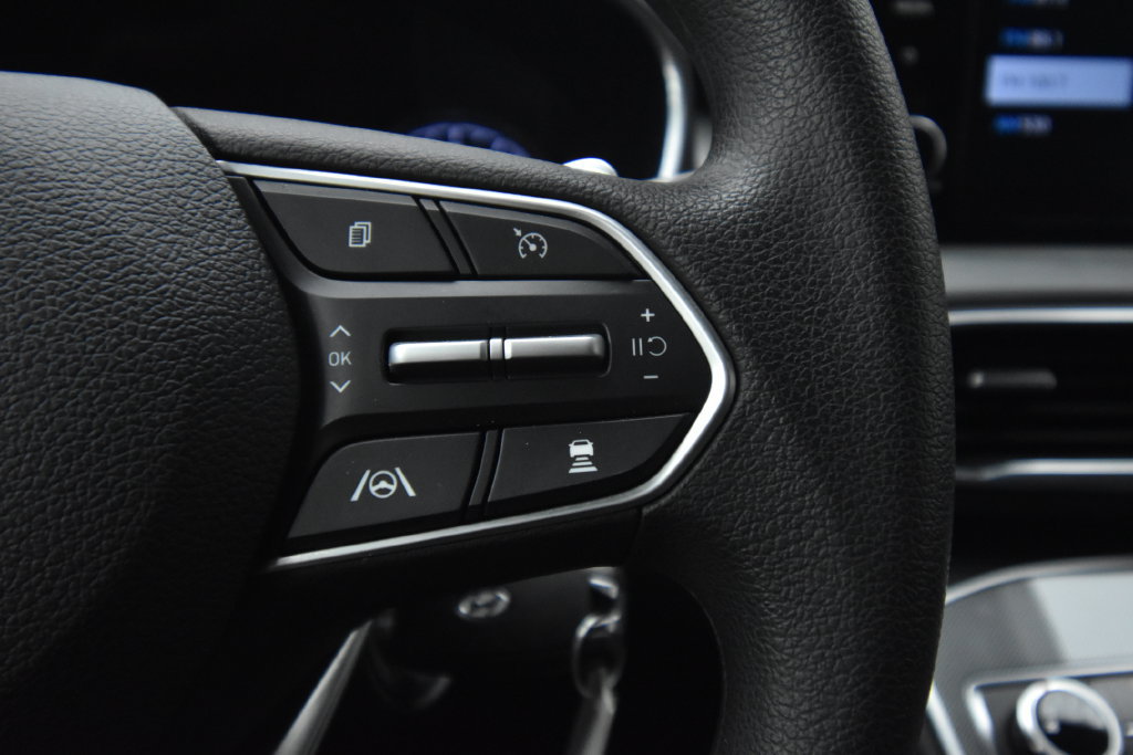 Used 2023 Hyundai Santa Fe SE AWD/4WD image 26