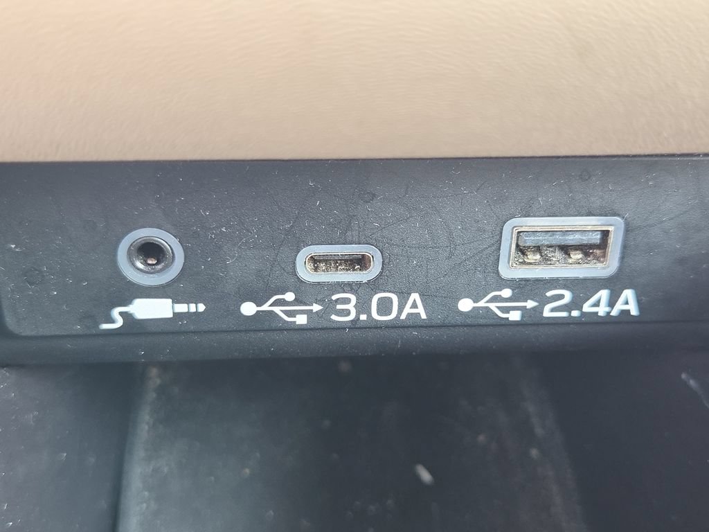 Certified 2023 Subaru Outback Limited AWD/4WD image 37