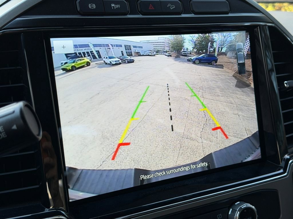 Used 2022 Ford F250 Lariat w/ Black Appearance Package image 26