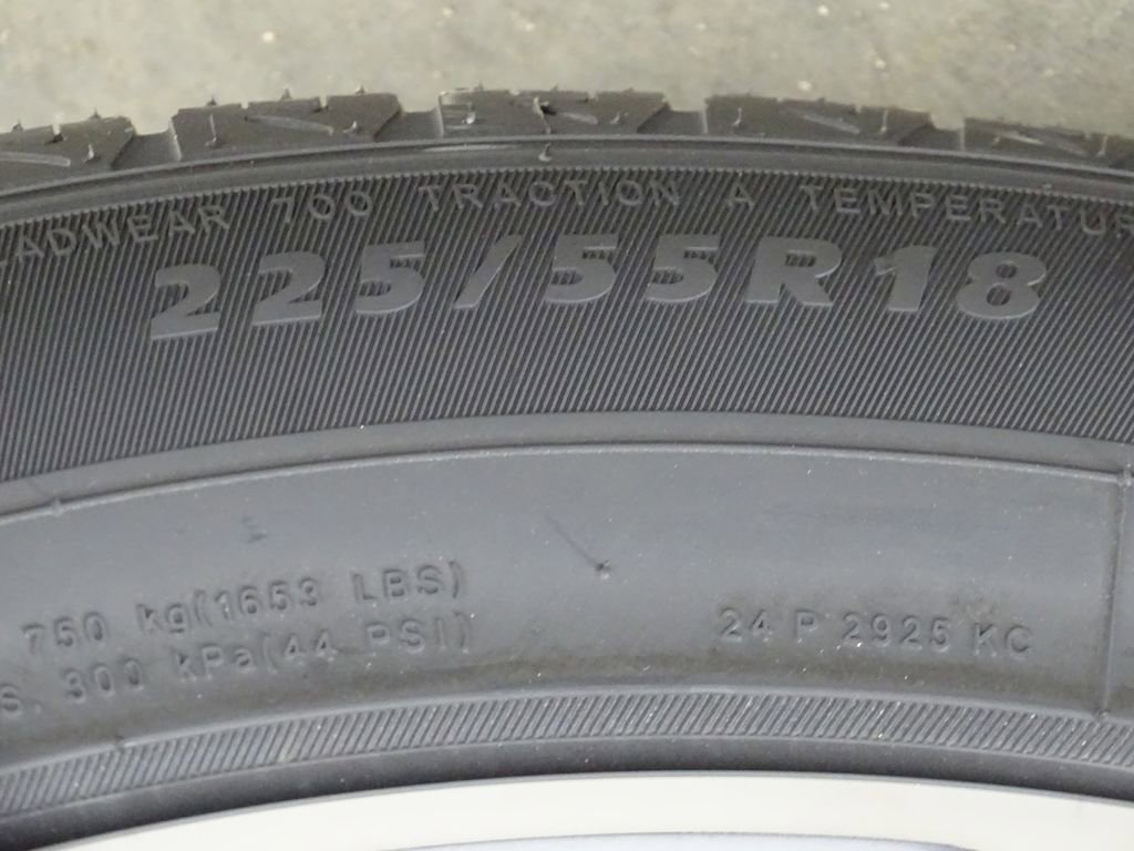 Used 2020 Buick Encore GX Select image 35