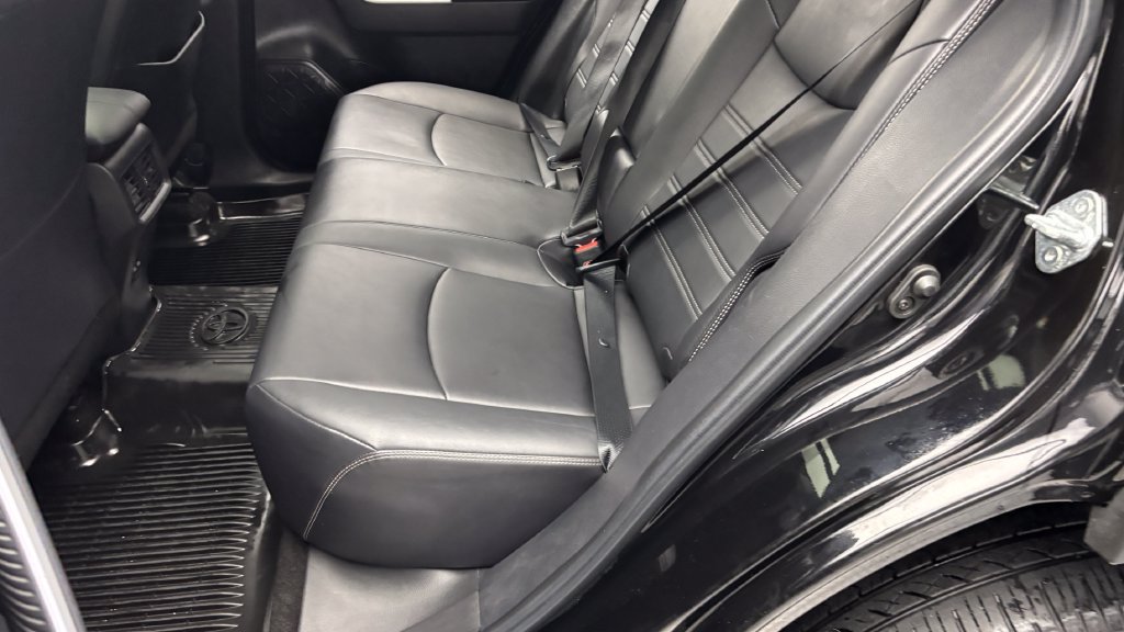 Used 2023 Toyota RAV4 XLE Premium AWD/4WD image 34