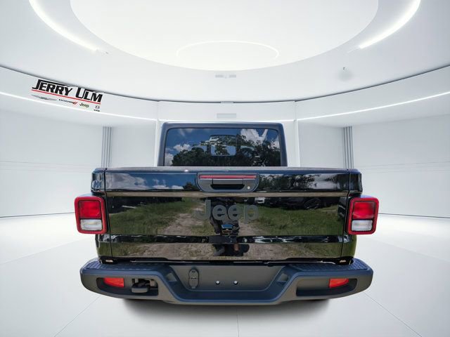 New 2025 Jeep Gladiator Sport image 4