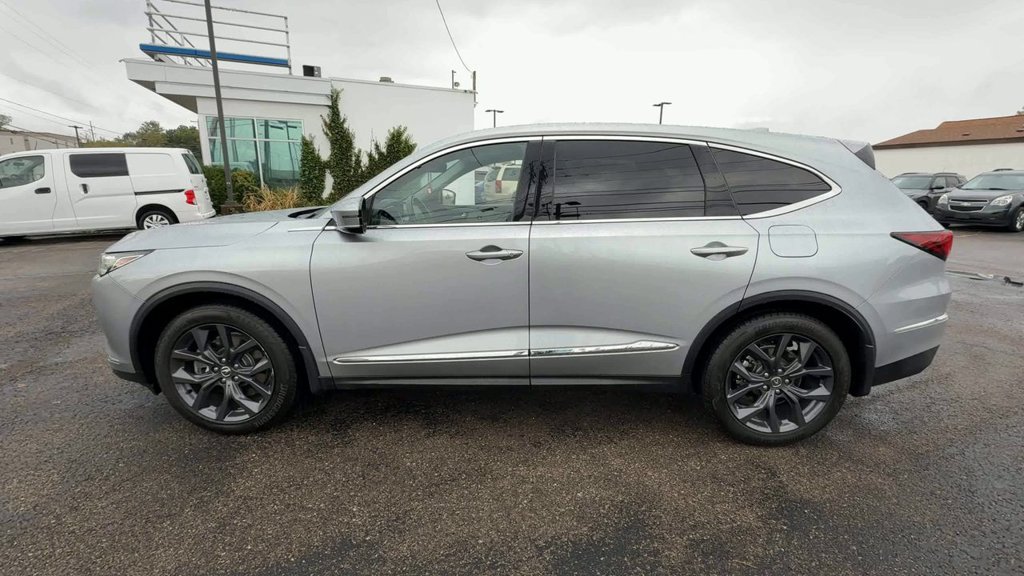 Used 2023 Acura MDX w/ Technology Package AWD/4WD image 5