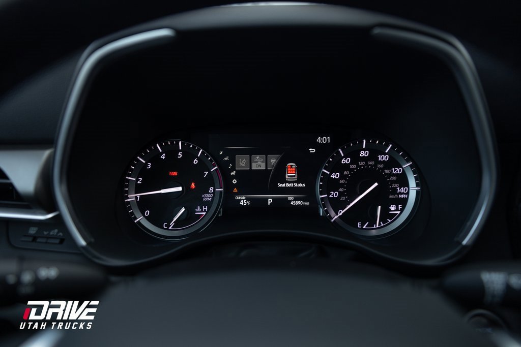 Used 2021 Toyota Highlander XLE image 32