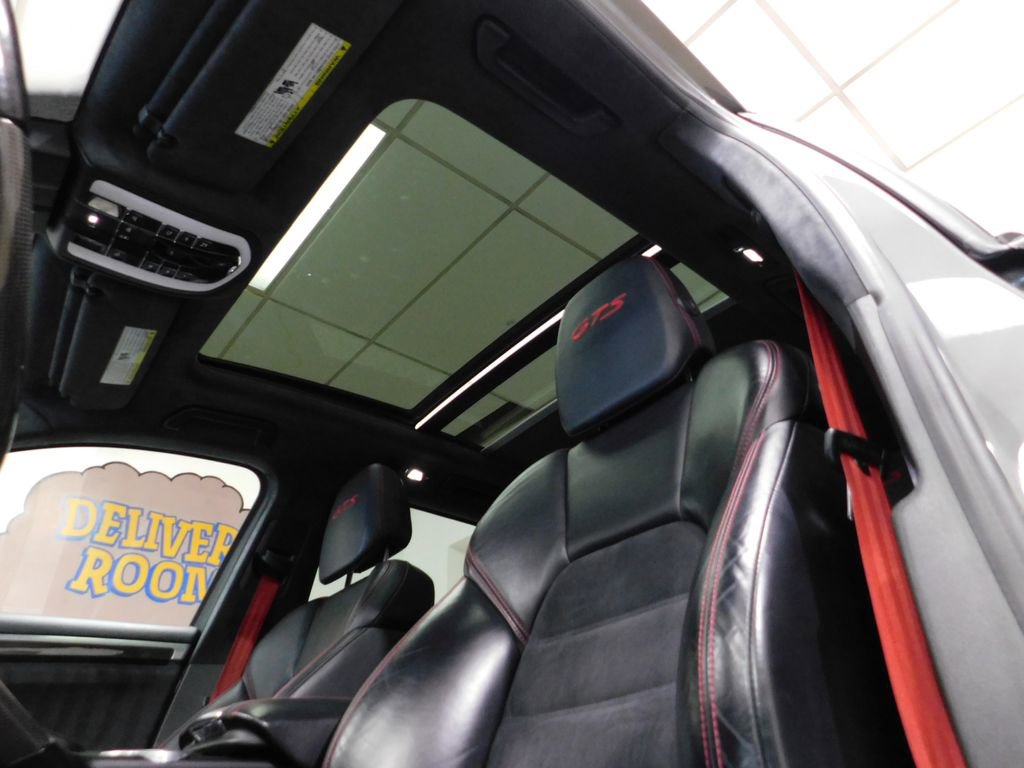 Used 2018 Porsche Cayenne GTS AWD/4WD image 31