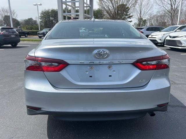 Used 2024 Toyota Camry LE image 6