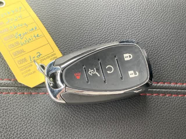 Used 2024 Chevrolet Equinox RS FWD image 32