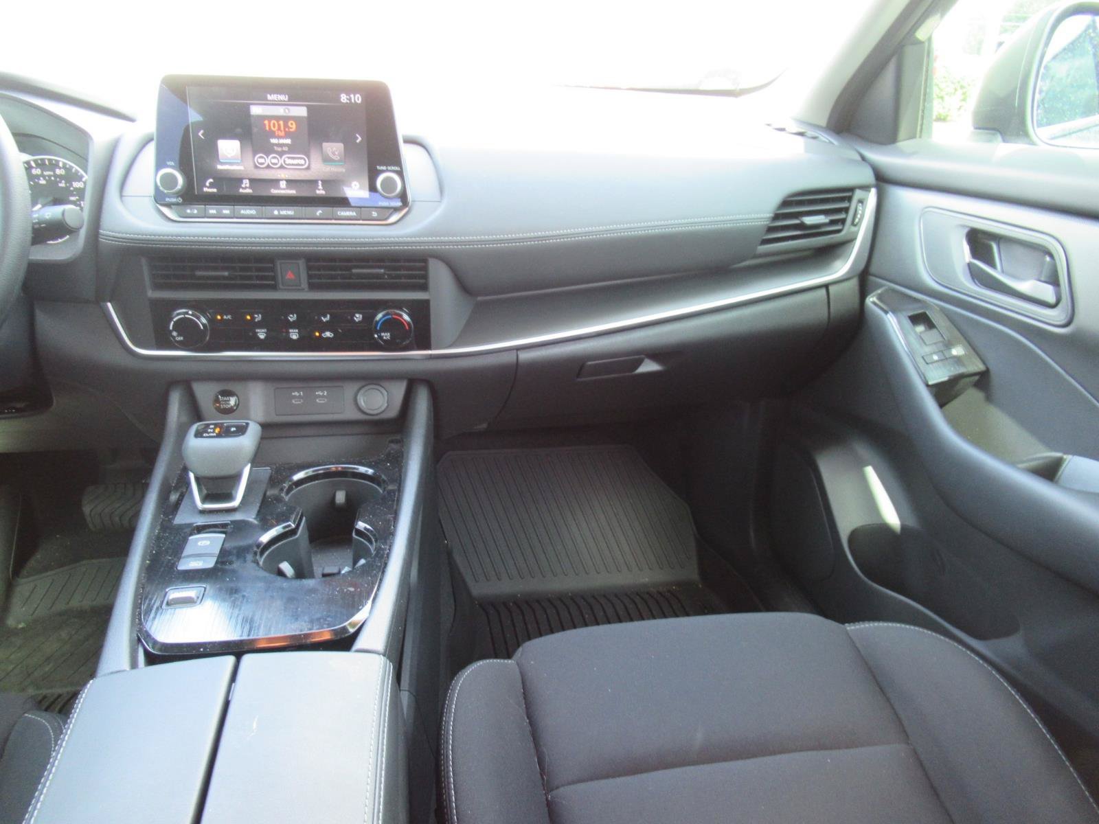 Used 2026 Nissan Rogue S FWD image 14