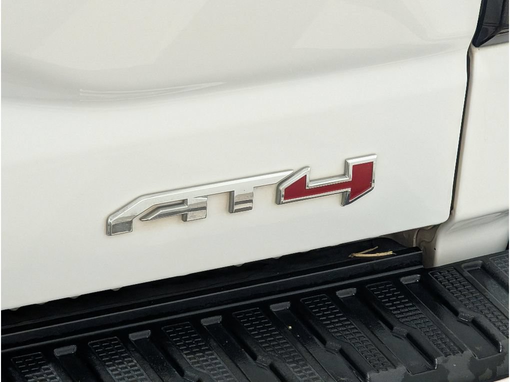 Used 2020 GMC Sierra 1500 AT4 w/ AT4 Premium Package AWD/4WD image 6