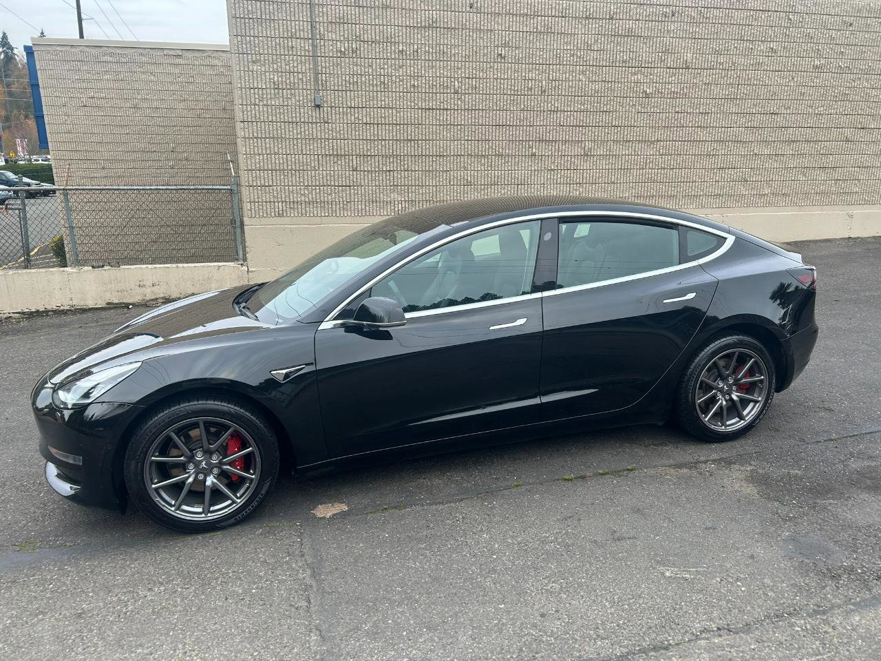 Used 2019 Tesla Model 3 Mid Range image 8
