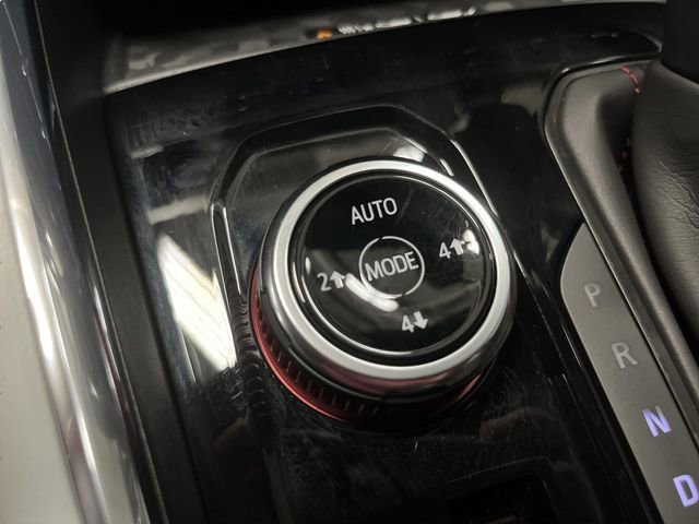 Used 2024 GMC Canyon AT4X image 25