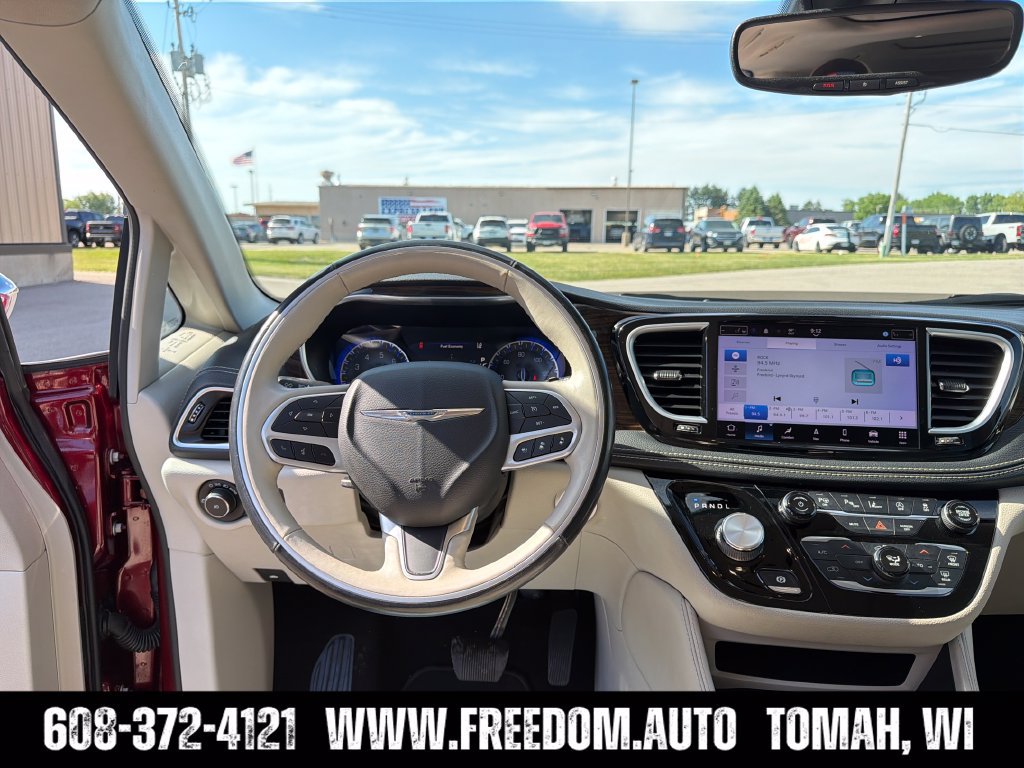 Used 2021 Chrysler Pacifica Limited w/ Premium & Safety Sphere Group AWD/4WD image 13