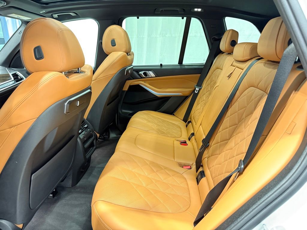 Certified 2024 BMW X5 xDrive50e image 23
