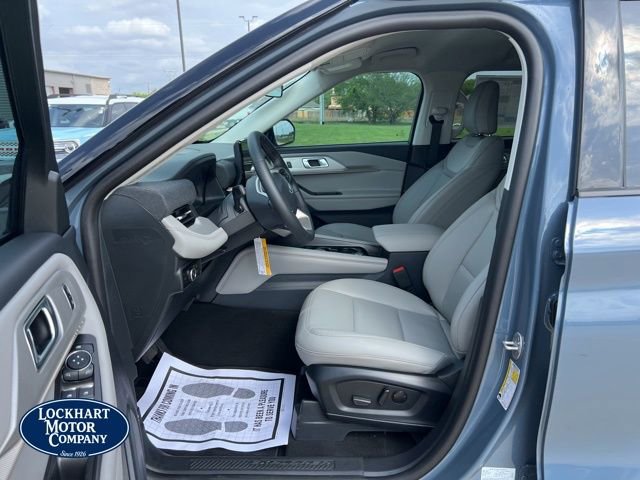 New 2026 Ford Explorer Active image 10