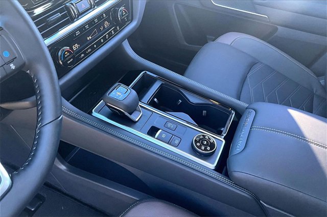 Certified 2025 Nissan Pathfinder Platinum w/ Cargo Package image 15