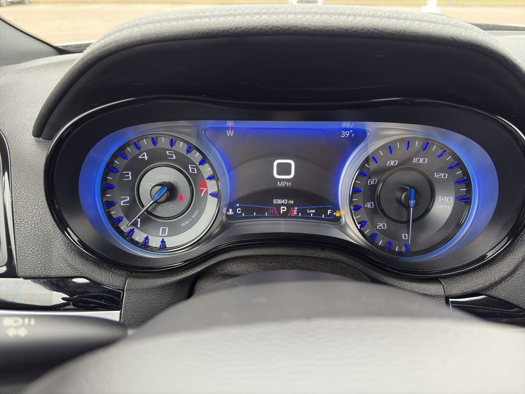 Used 2018 Chrysler 300 S w/ 300S Premium Group image 19