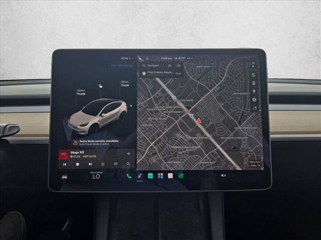 Used 2021 Tesla Model Y Long Range AWD/4WD image 12