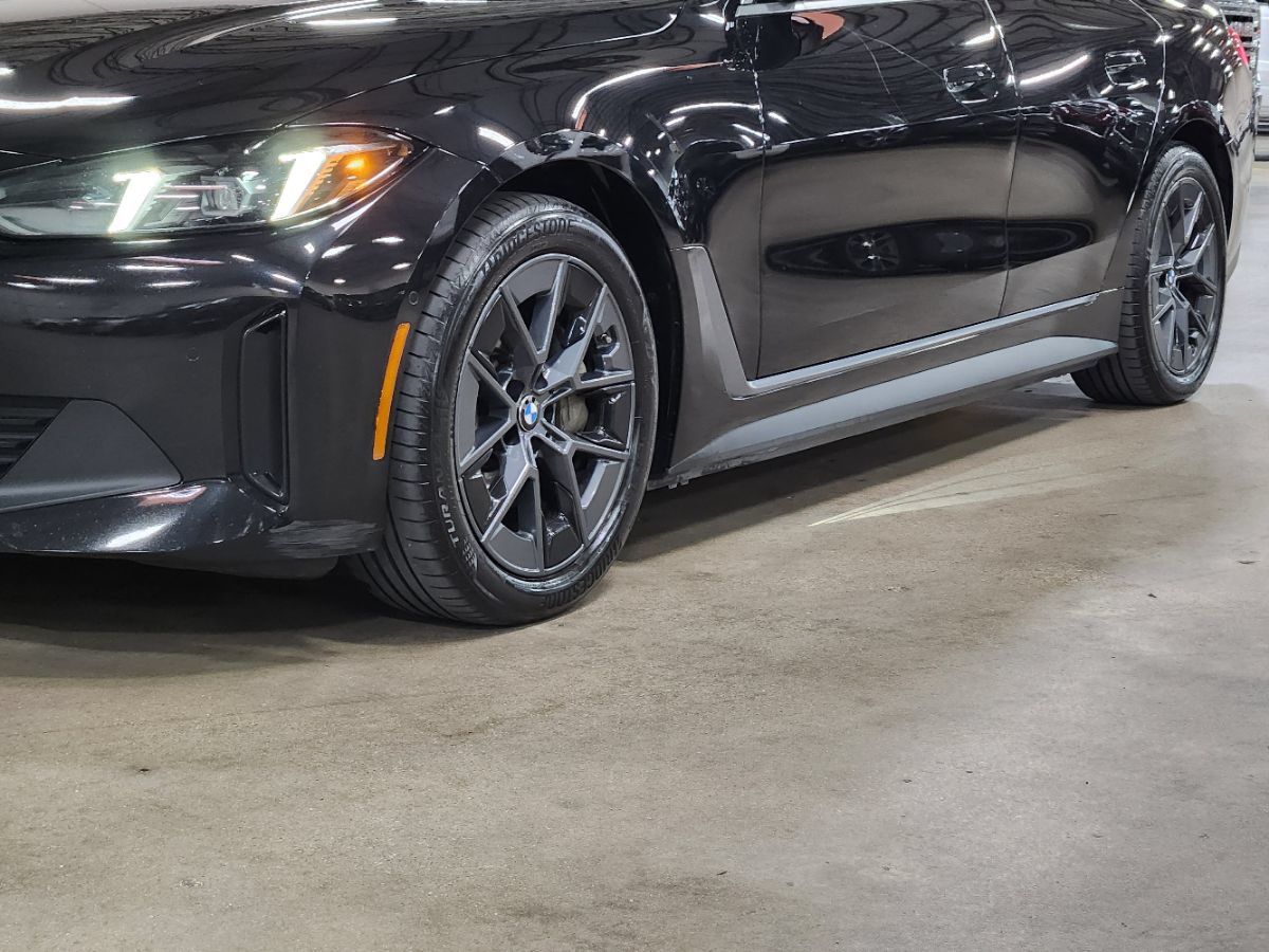 Used 2025 BMW i4 eDrive40 w/ Premium Package RWD image 17