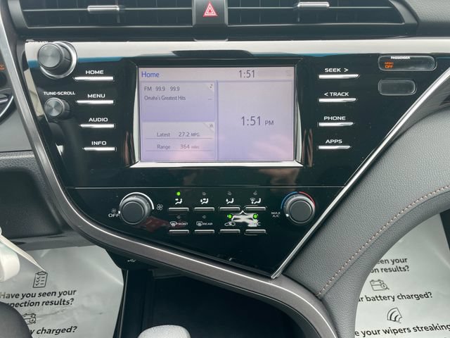 Used 2018 Toyota Camry LE FWD image 16